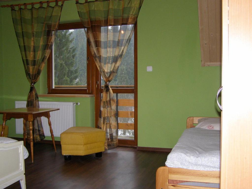 Dom Goscinny Na Skolach Gliczarów Zimmer foto